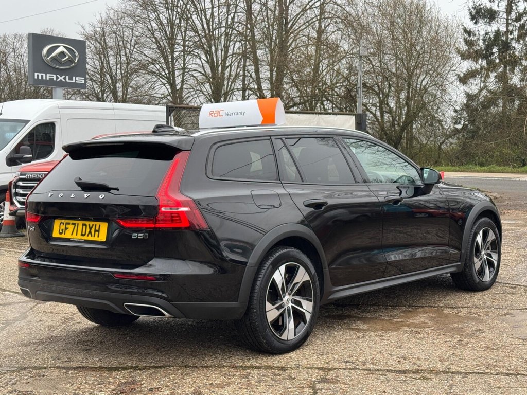 Used Volvo V60 Cross Country 2021 for sale - 76285274: Photo 10
