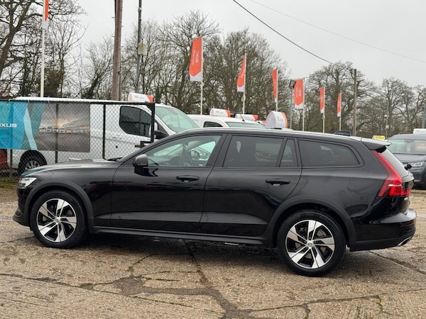 Used Volvo V60 2021 for sale - 76285274: Photo 12