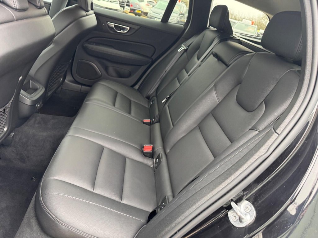 Used Volvo V60 Cross Country 2021 for sale - 76285274: Photo 29