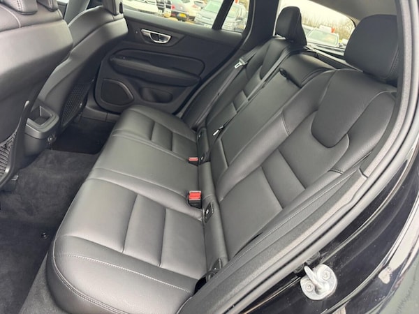 Used Volvo V60 2021 for sale - 76285274: Photo 29