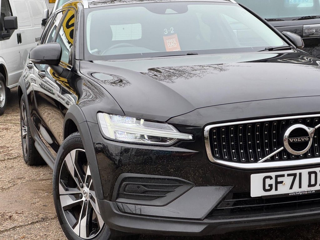 Used Volvo V60 Cross Country 2021 for sale - 76285274: Photo 8