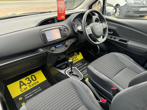 Used Toyota Yaris 2014 for sale - 76285273: Photo 34