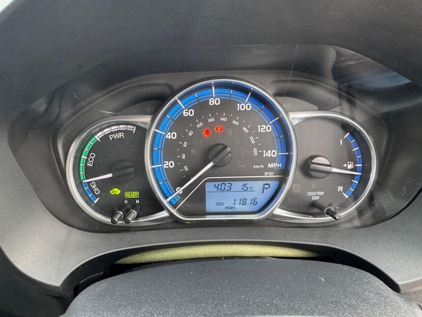 Used Toyota Yaris 2014 for sale - 76285273: Photo 39