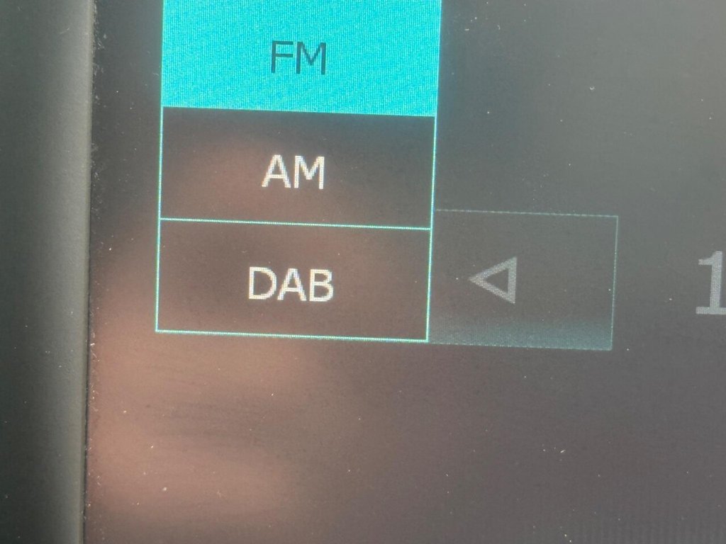 Used Renault Captur 2018 for sale - 76285272: Photo 38