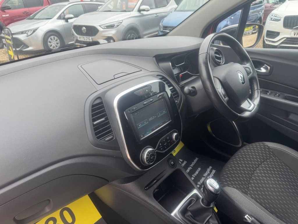 Used Renault Captur 2018 for sale - 76285272: Photo 41