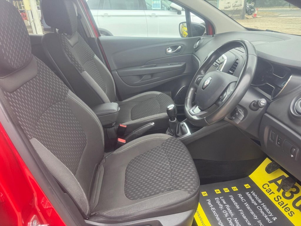 Used Renault Captur 2018 for sale - 76285272: Photo 47