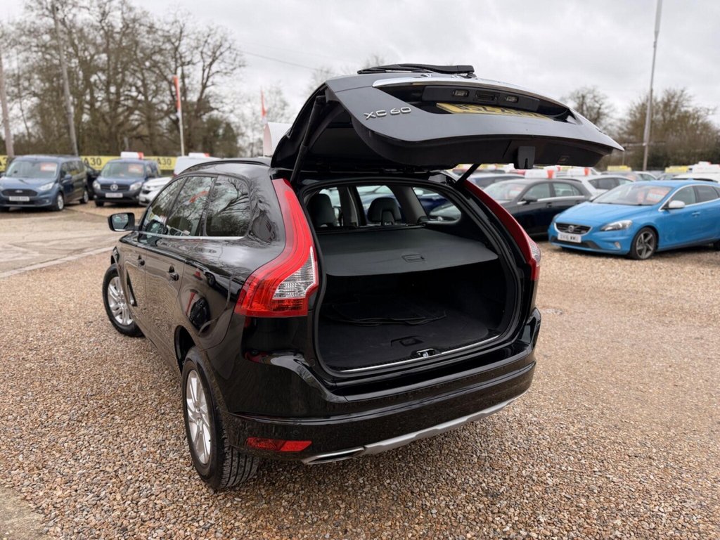 Used Volvo XC60 2017 for sale - 77621503: Photo 19