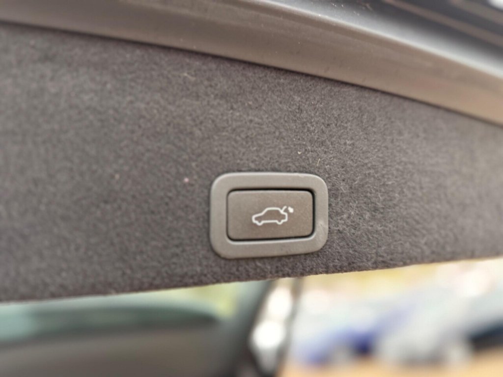 Used Volvo XC60 2017 for sale - 77621503: Photo 22