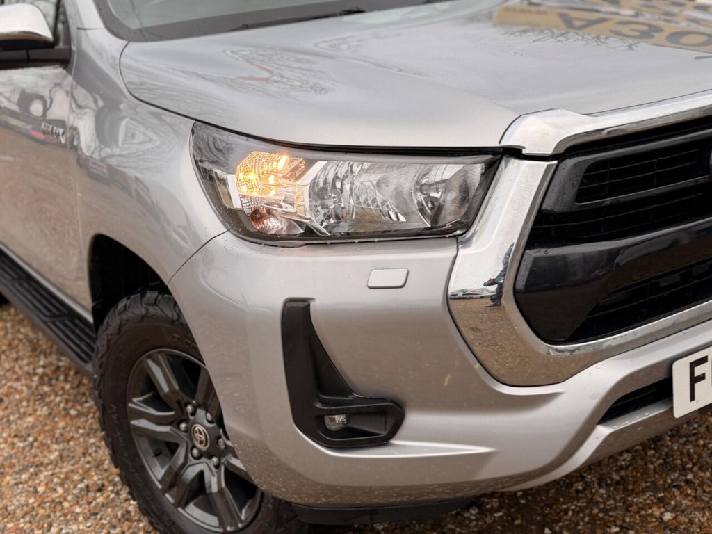 Used Toyota Hilux 2022 for sale - 77288149: Photo 11