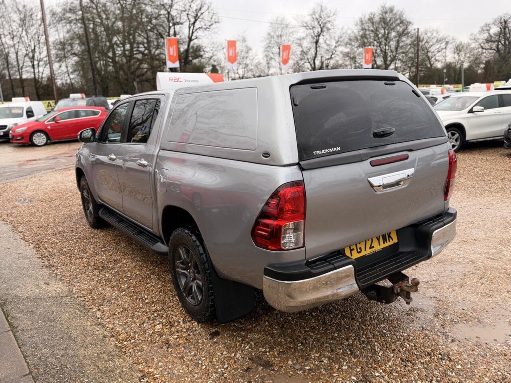 Used Toyota Hilux 2022 for sale - 77288149: Photo 17