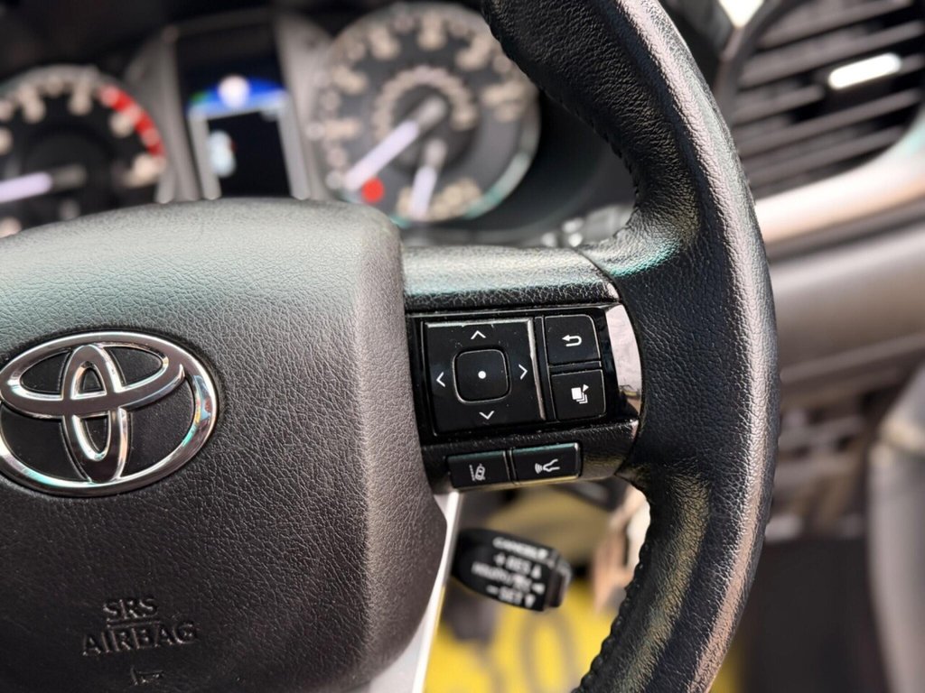 Used Toyota Hilux 2022 for sale - 77288149: Photo 50