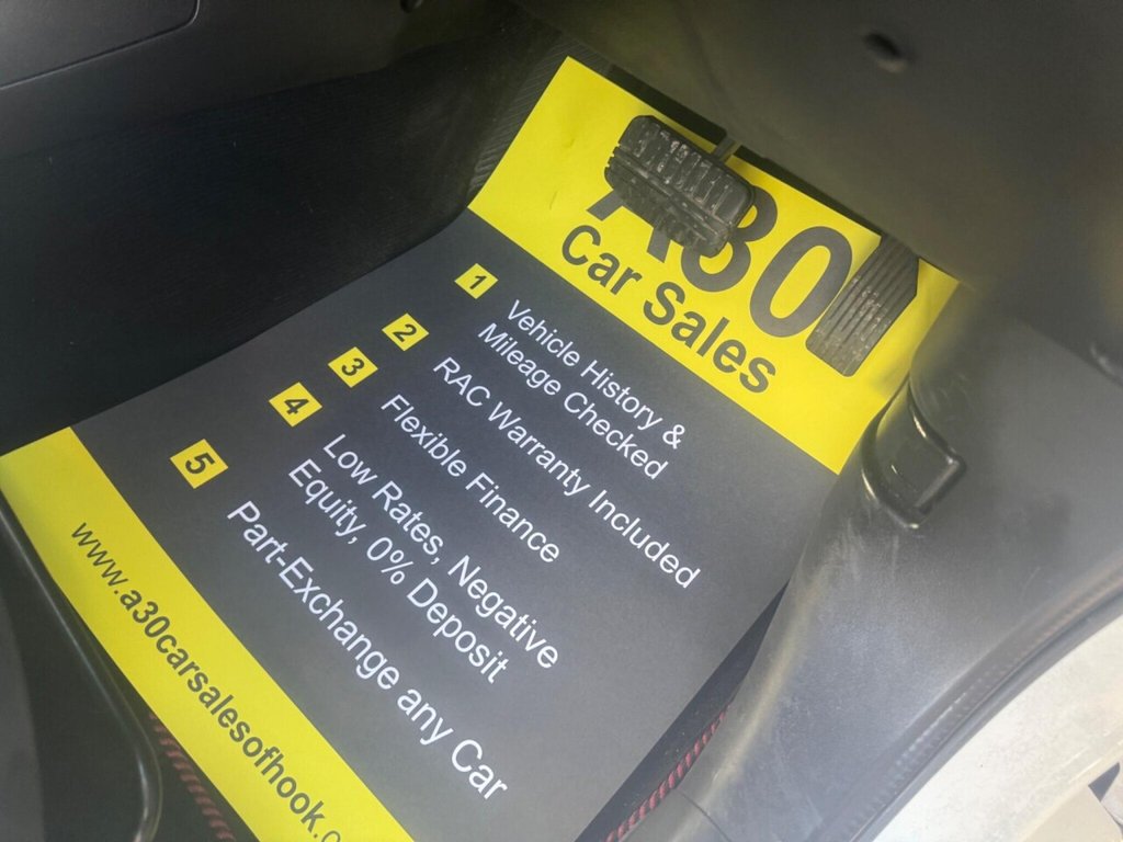 Used Mitsubishi Outlander 2016 for sale - 76784137: Photo 32