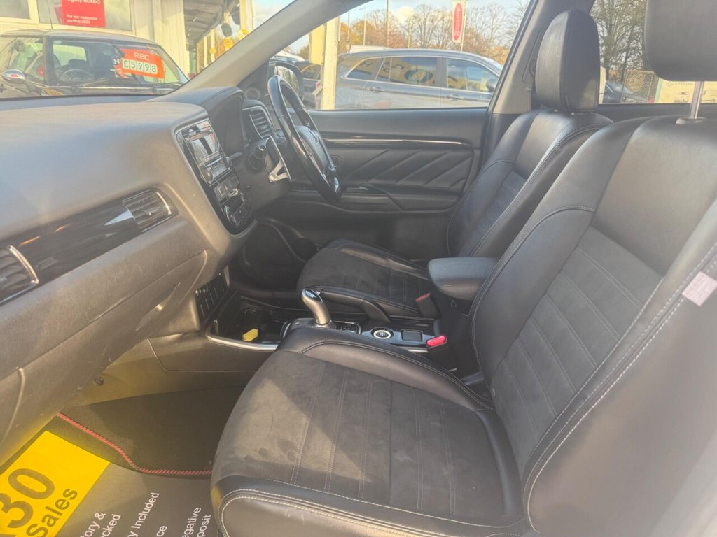 Used Mitsubishi Outlander 2016 for sale - 76784137: Photo 38