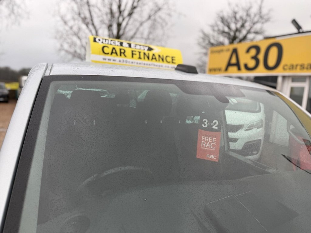 Used Volkswagen Transporter Shuttle 2020 for sale - 77319596: Photo 25