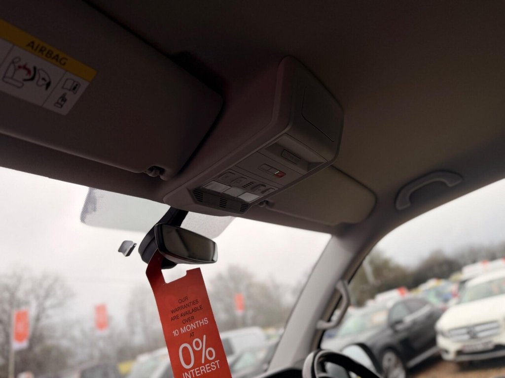 Used Volkswagen Transporter Shuttle 2020 for sale - 77319596: Photo 38