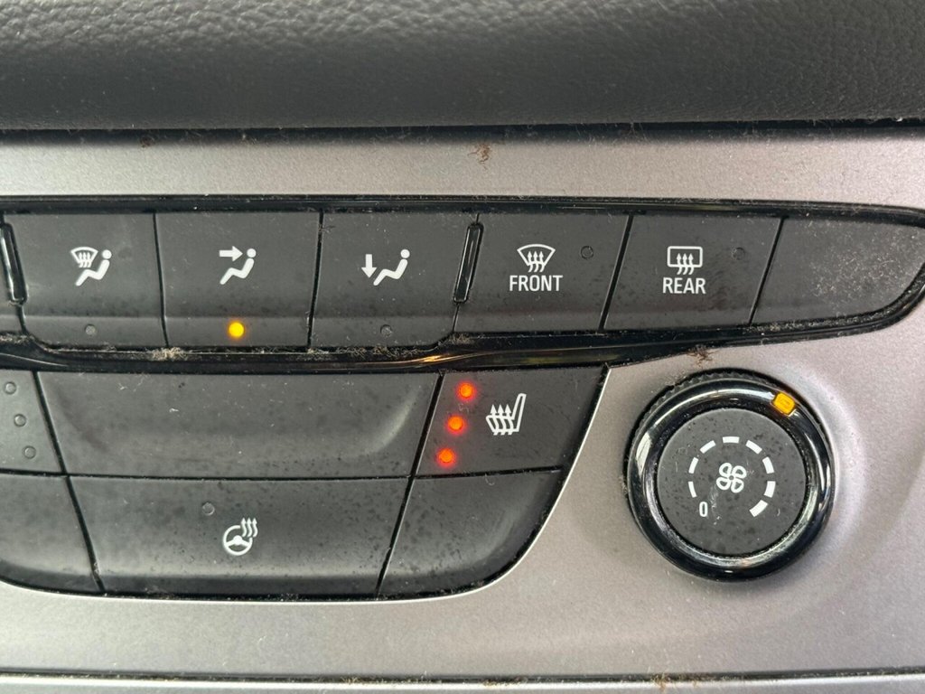 Used Vauxhall Astra 2017 for sale - 77572135: Photo 29