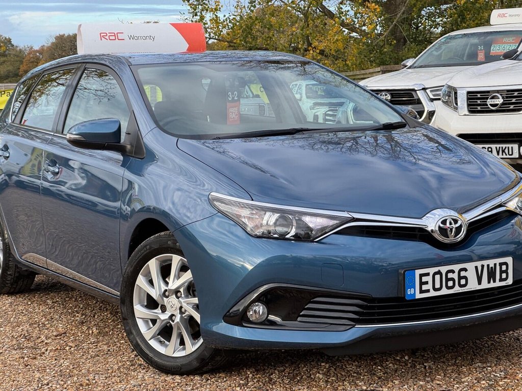 Used Toyota Auris 2016 for sale - 76470250: Photo 11