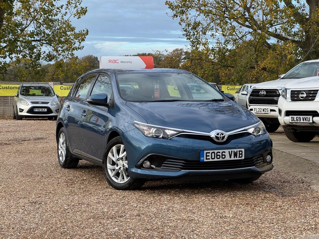 Used Toyota Auris 2016 for sale - 76470250: Photo 9