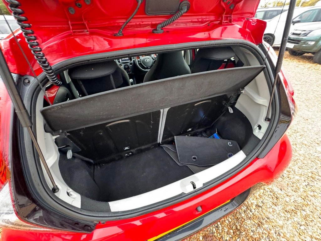 Used Toyota AYGO 2020 for sale - 76430393: Photo 30