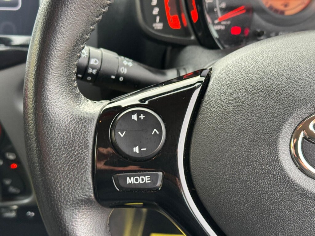 Used Toyota AYGO 2020 for sale - 76430393: Photo 50