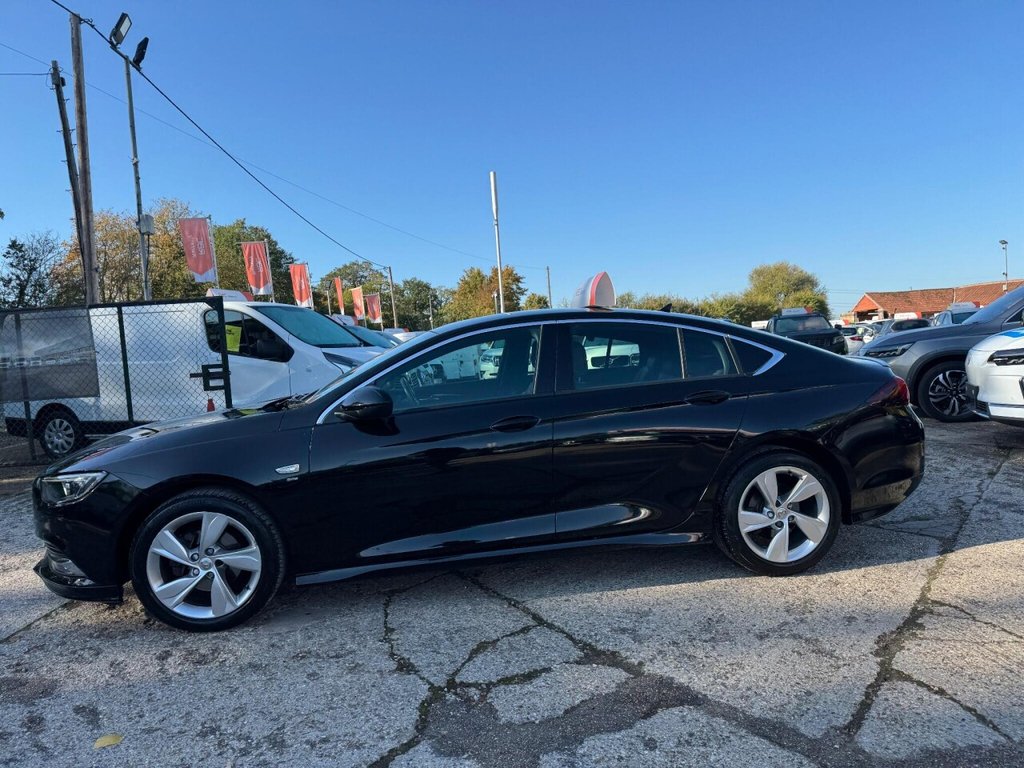 Used Vauxhall Insignia 2020 for sale - 76285337: Photo 17