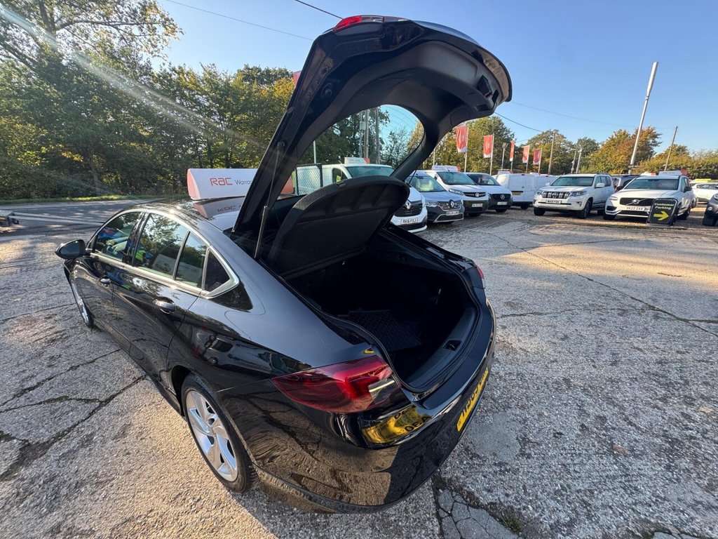 Used Vauxhall Insignia 2020 for sale - 76285337: Photo 35