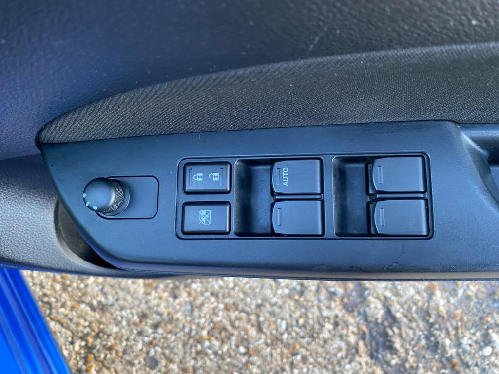 Used Suzuki Swift 2015 for sale - 77369751: Photo 30