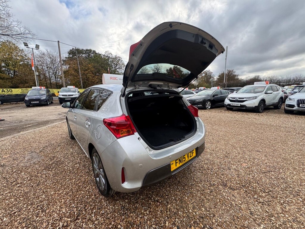 Used Toyota Auris 2015 for sale - 76496771: Photo 24