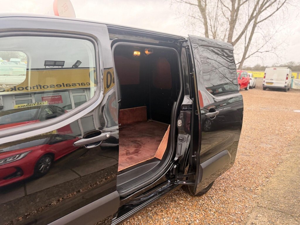 Used Citroen Berlingo 2021 for sale - 77384373: Photo 36