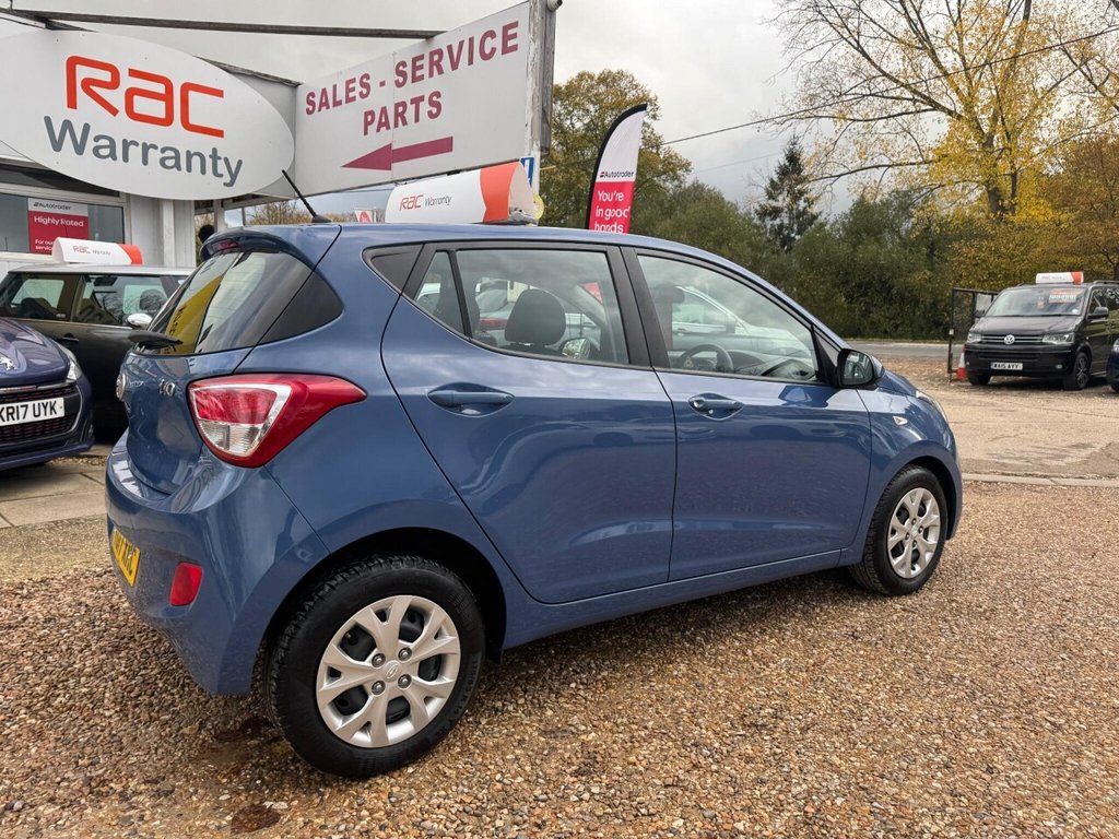 Used Hyundai i10 2017 for sale - 76496510: Photo 13