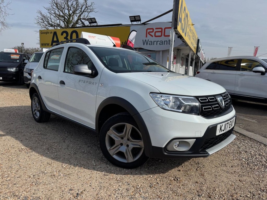 Used Dacia Sandero Stepway 2017 for sale - 77967290: Photo 1
