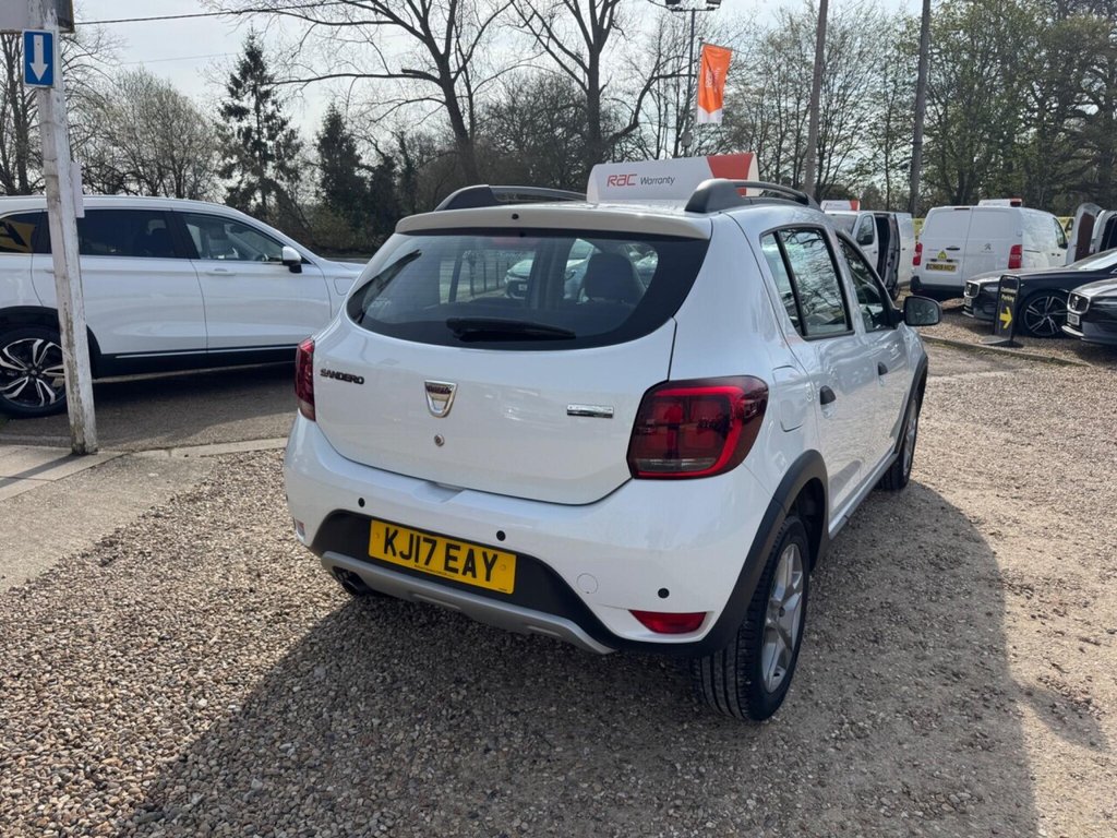 Used Dacia Sandero Stepway 2017 for sale - 77967290: Photo 16