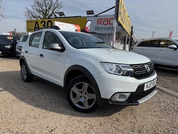 Used Dacia Sandero Stepway 2017 for sale - 77967290: Photo