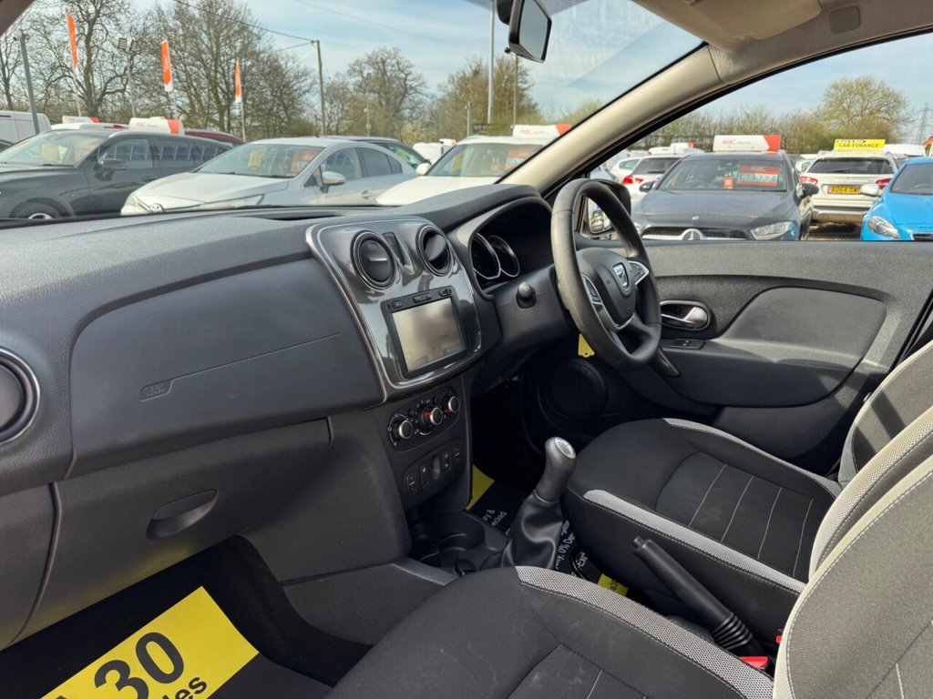 Used Dacia Sandero Stepway 2017 for sale - 77967290: Photo 32