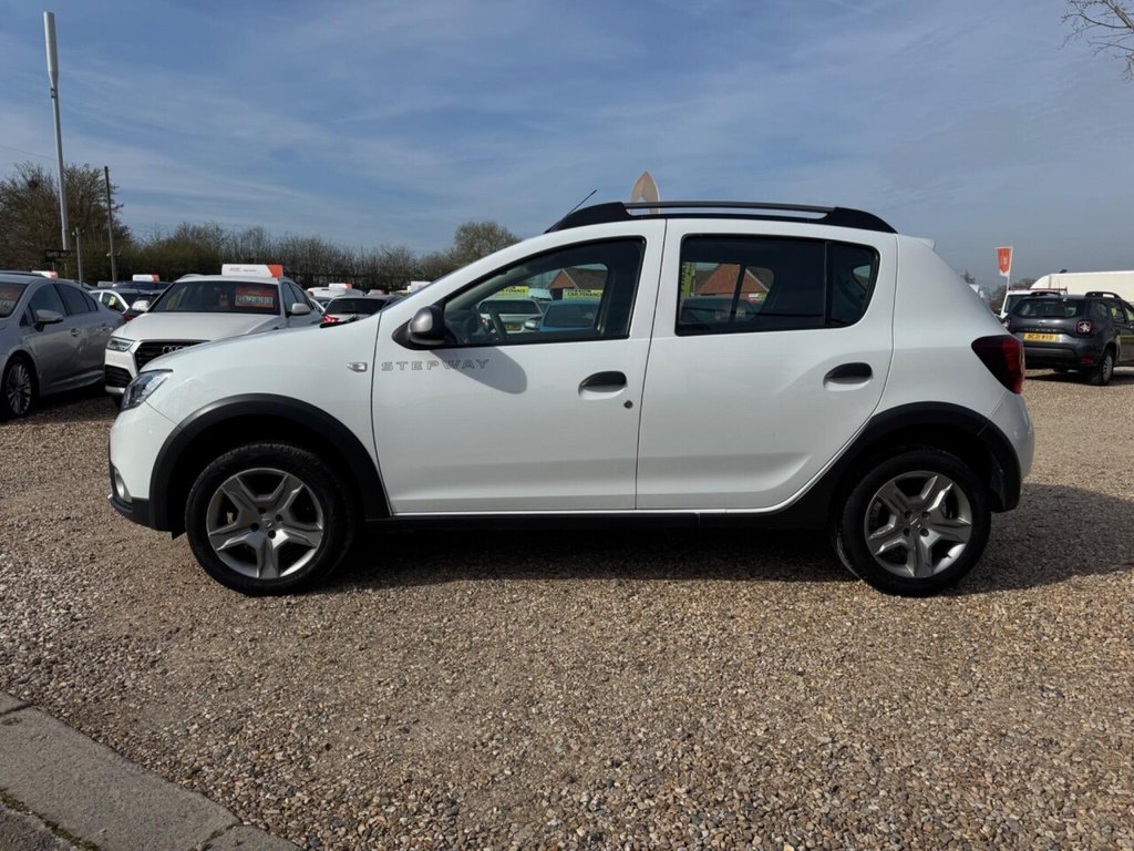 Used Dacia Sandero Stepway 2017 for sale - 77967290: Photo 6