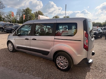 Used Ford Grand Tourneo Connect 2018 for sale - 78336322: Photo