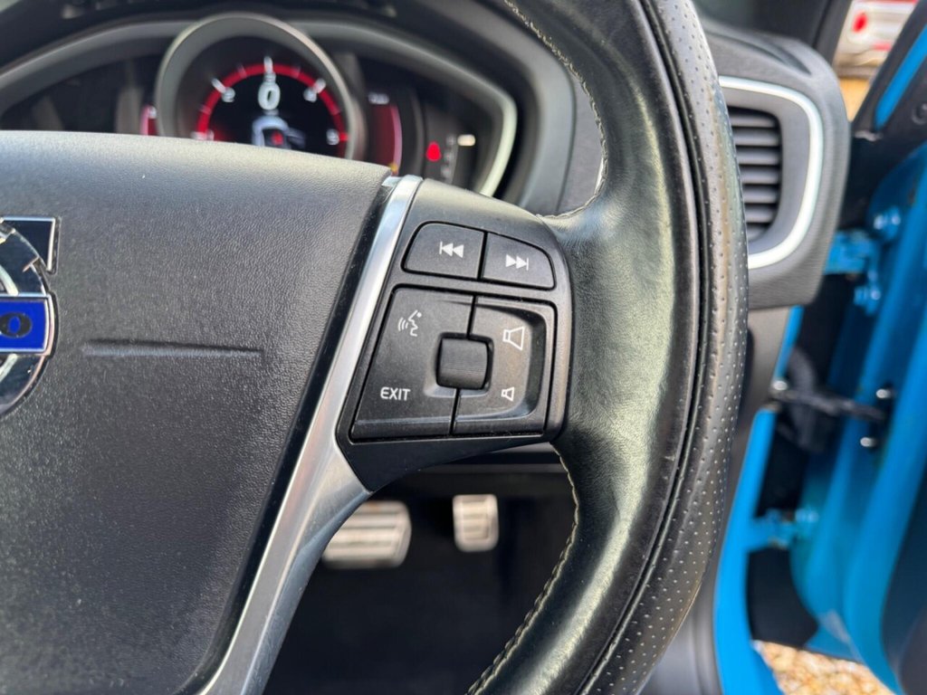 Used Volvo V40 2016 for sale - 77499344: Photo 26