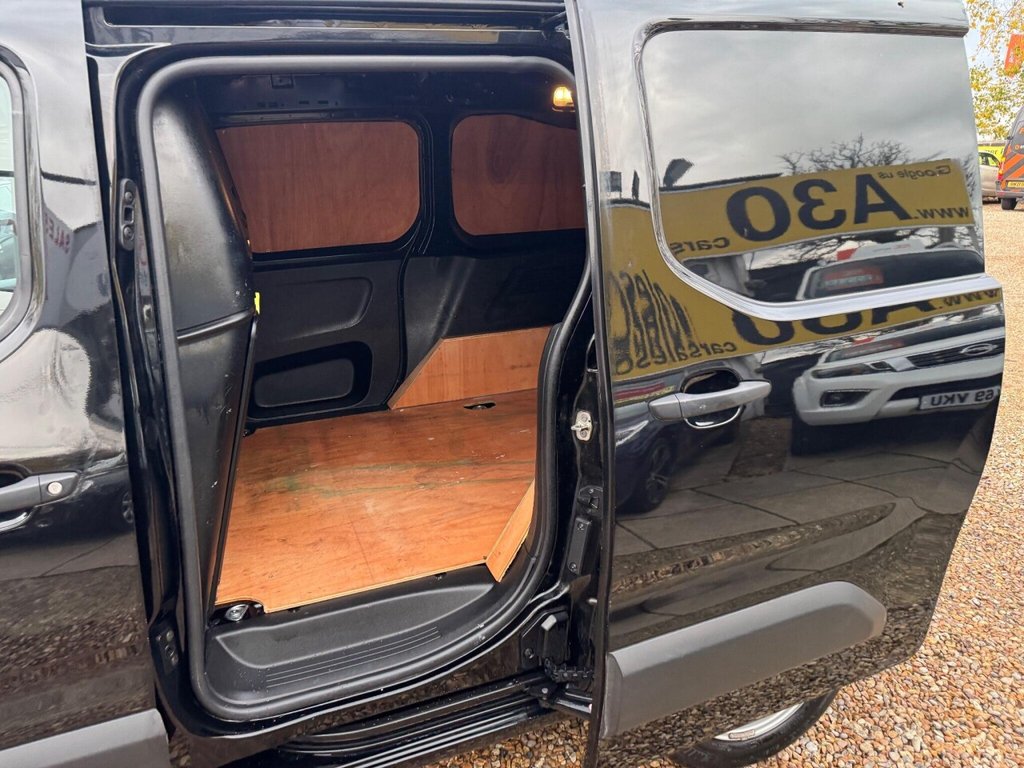 Used Citroen Berlingo 2023 for sale - 76470206: Photo 35