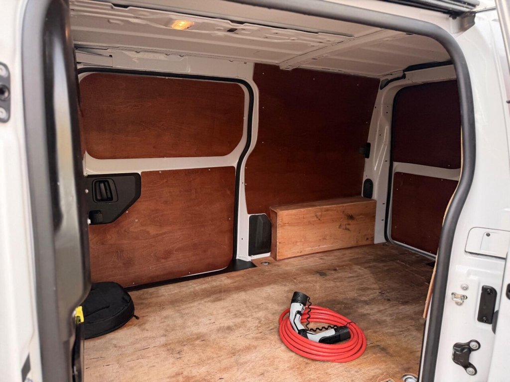 Used Citroen Dispatch 2022 for sale - 76632370: Photo 32