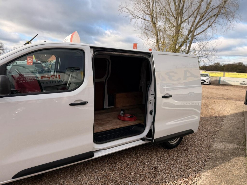 Used Citroen Dispatch 2022 for sale - 76632370: Photo 33