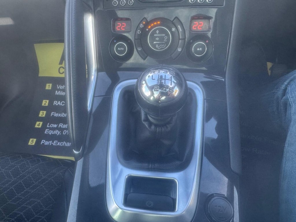 Used Peugeot 3008 2015 for sale - 76570496: Photo 28