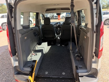 Used Ford Tourneo Connect 2022 for sale - 78364121: Photo