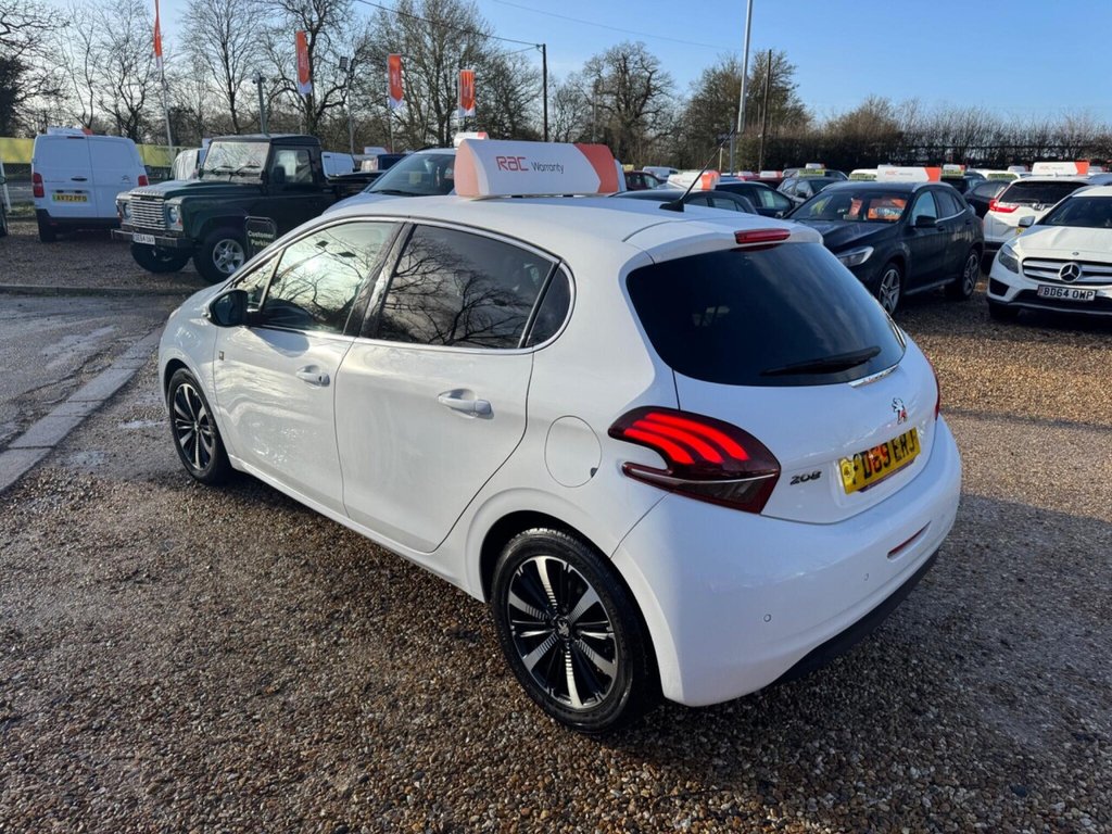 Used Peugeot 208 2019 for sale - 77384362: Photo 17