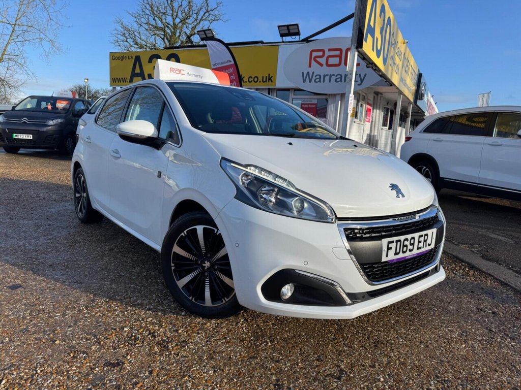 Used Peugeot 208 2019 for sale - 77384362: Photo 2
