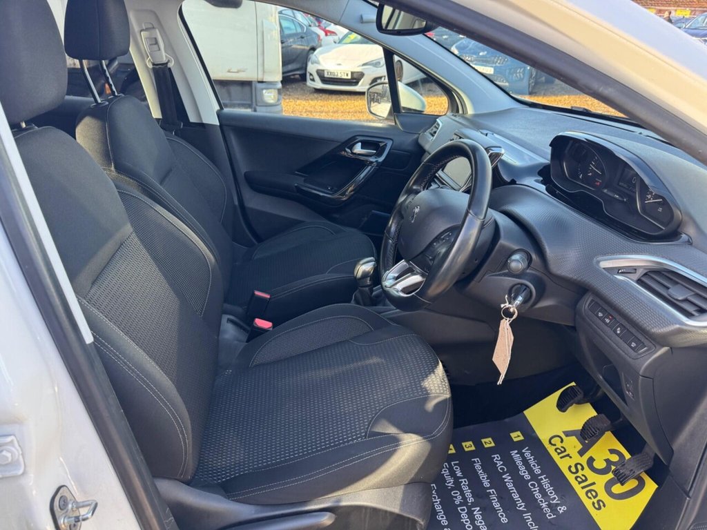 Used Peugeot 208 2019 for sale - 77384362: Photo 25