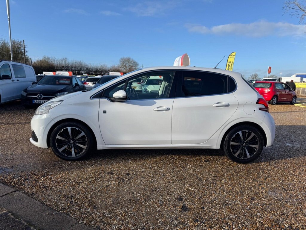 Used Peugeot 208 2019 for sale - 77384362: Photo 3