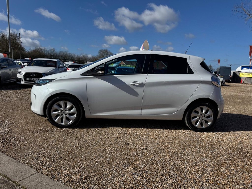 Used Renault Zoe 2014 for sale - 77891168: Photo 14