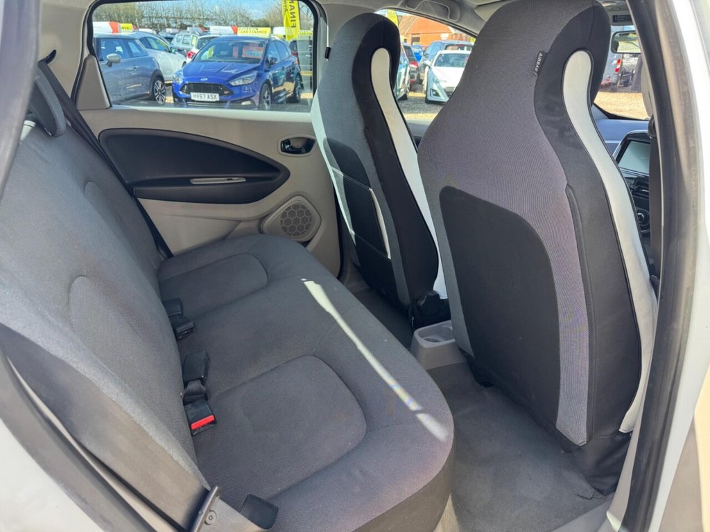 Used Renault Zoe 2014 for sale - 77891168: Photo 38