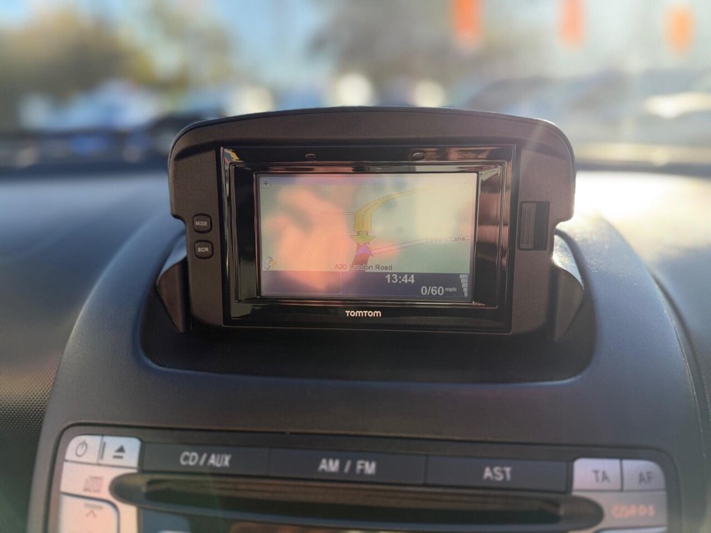 Used Toyota AYGO 2014 for sale - 76655047: Photo 13