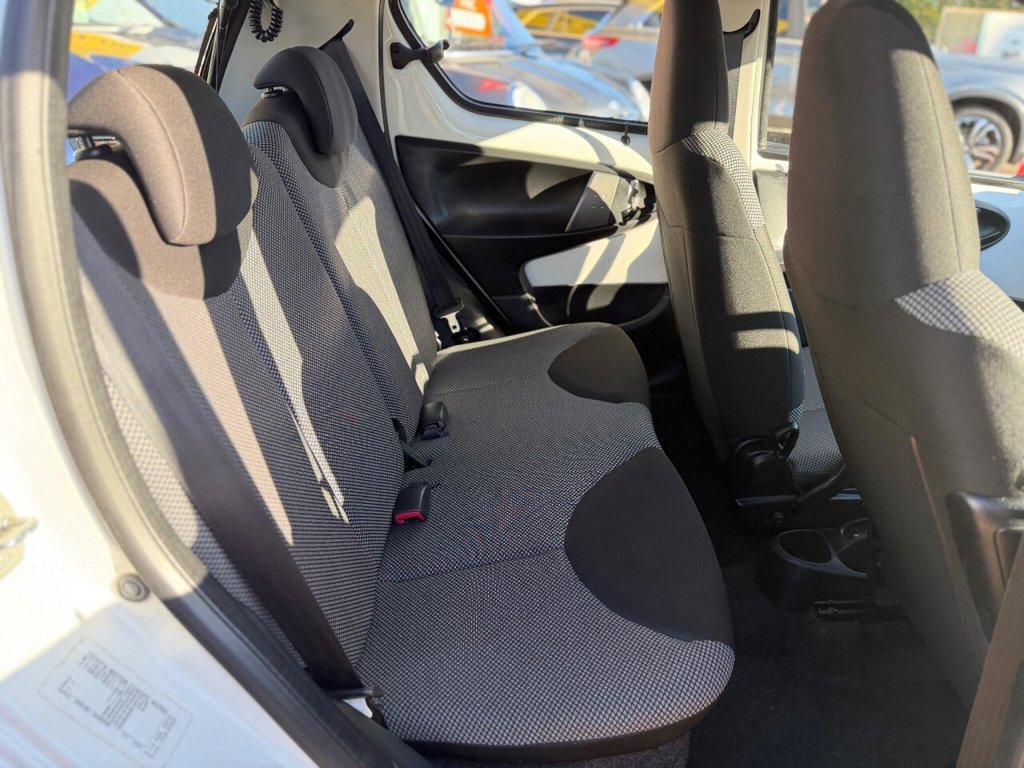 Used Toyota AYGO 2014 for sale - 76655047: Photo 17